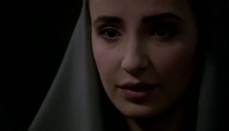 Момент из 16 серии 10 сезона