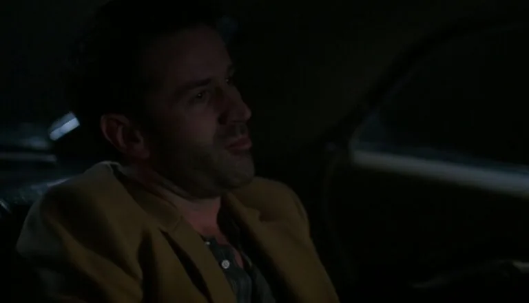 Момент из 16 серии 12 сезона