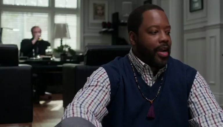 Момент из 7 серии 12 сезона