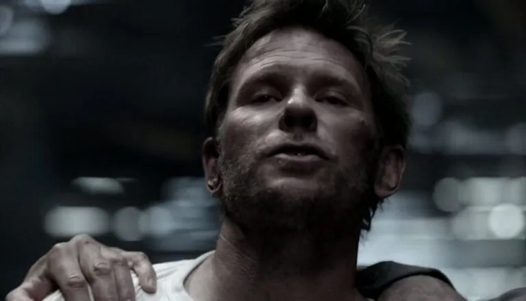 Момент из 7 серии 13 сезона