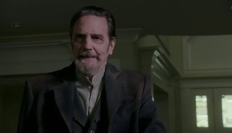 Момент из 2 серии 15 сезона