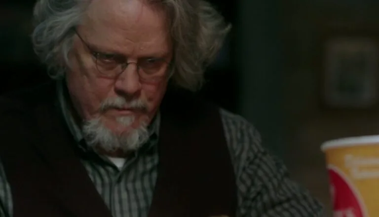 Момент из 8 серии 15 сезона