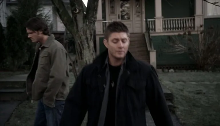 Момент из 17 серии 2 сезона