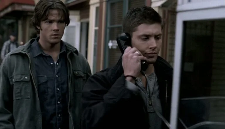 Момент из 9 серии 2 сезона