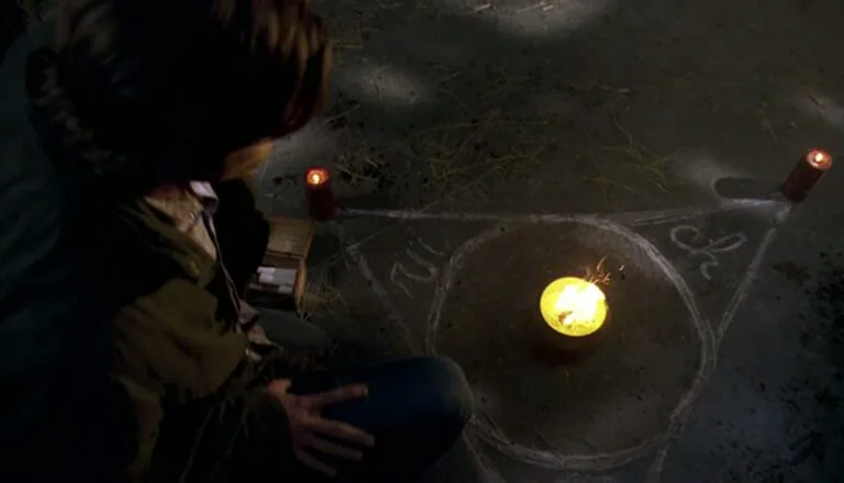 Момент из 16 серии 3 сезона