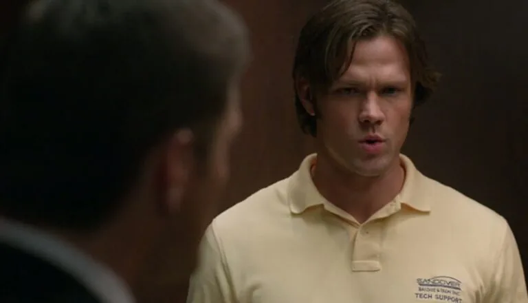 Момент из 17 серии 4 сезона