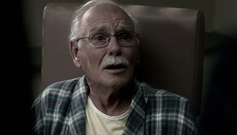 Момент из 6 серии 5 сезона