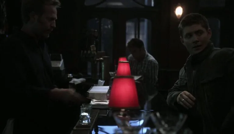 Момент из 7 серии 5 сезона