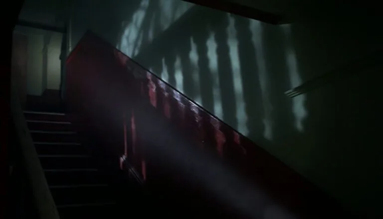 Момент из 1 серии 6 сезона