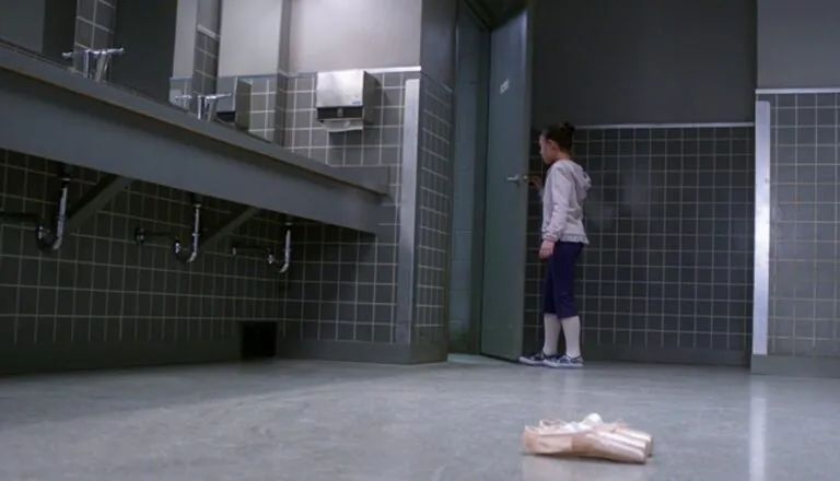 Момент из 16 серии 7 сезона