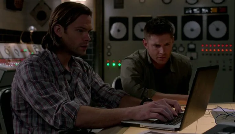 Момент из 18 серии 9 сезона