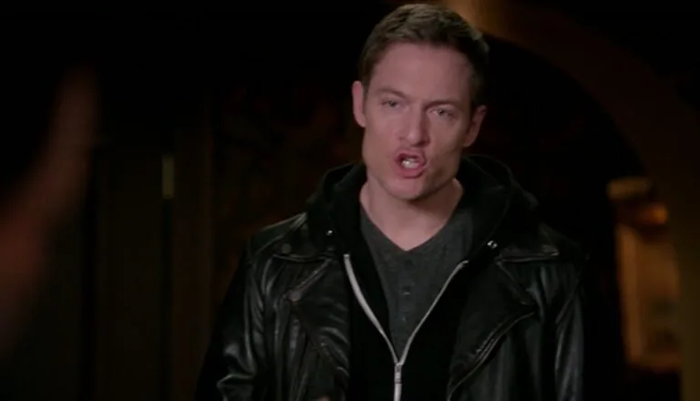 Момент из 22 серии 9 сезона